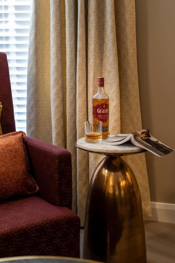 Pamper Yourself In Our Double Sized Copper Tub -2 Bedroom Villa Inverness Exterior photo